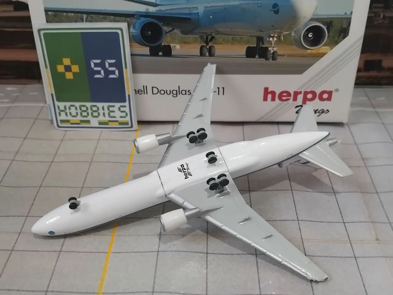 Miniatura Avião Herpa Wings 1/500 Finnair MD-11 - Hobbies e