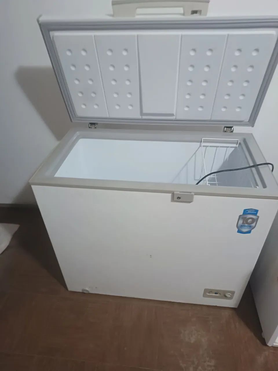Freezer Midea 220 litros