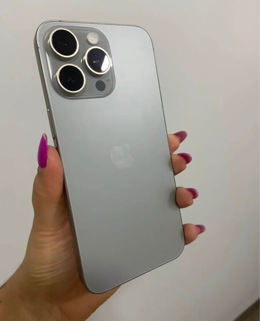 Iphone 15 pro max 93% - Foto 4