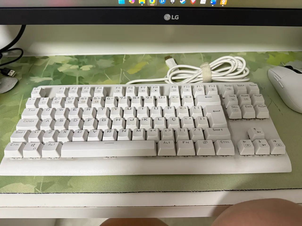 Teclado Redragon Dark Avenger Branco RGB