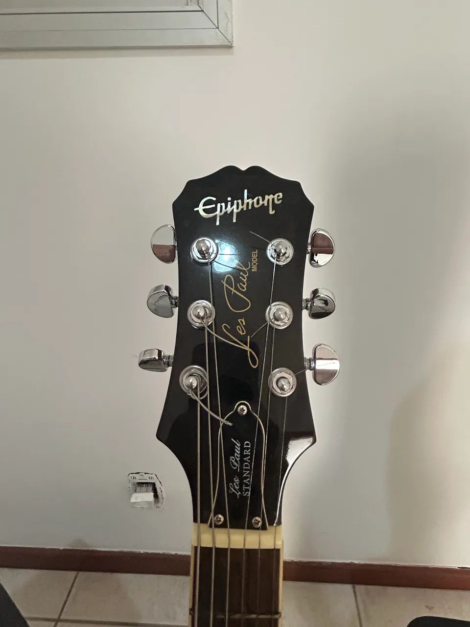 Guitarra Epiphone + kit