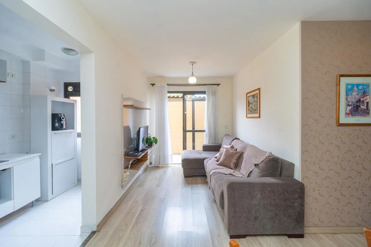 Apartamento de 2 quartos no bairro Campo Comprido
