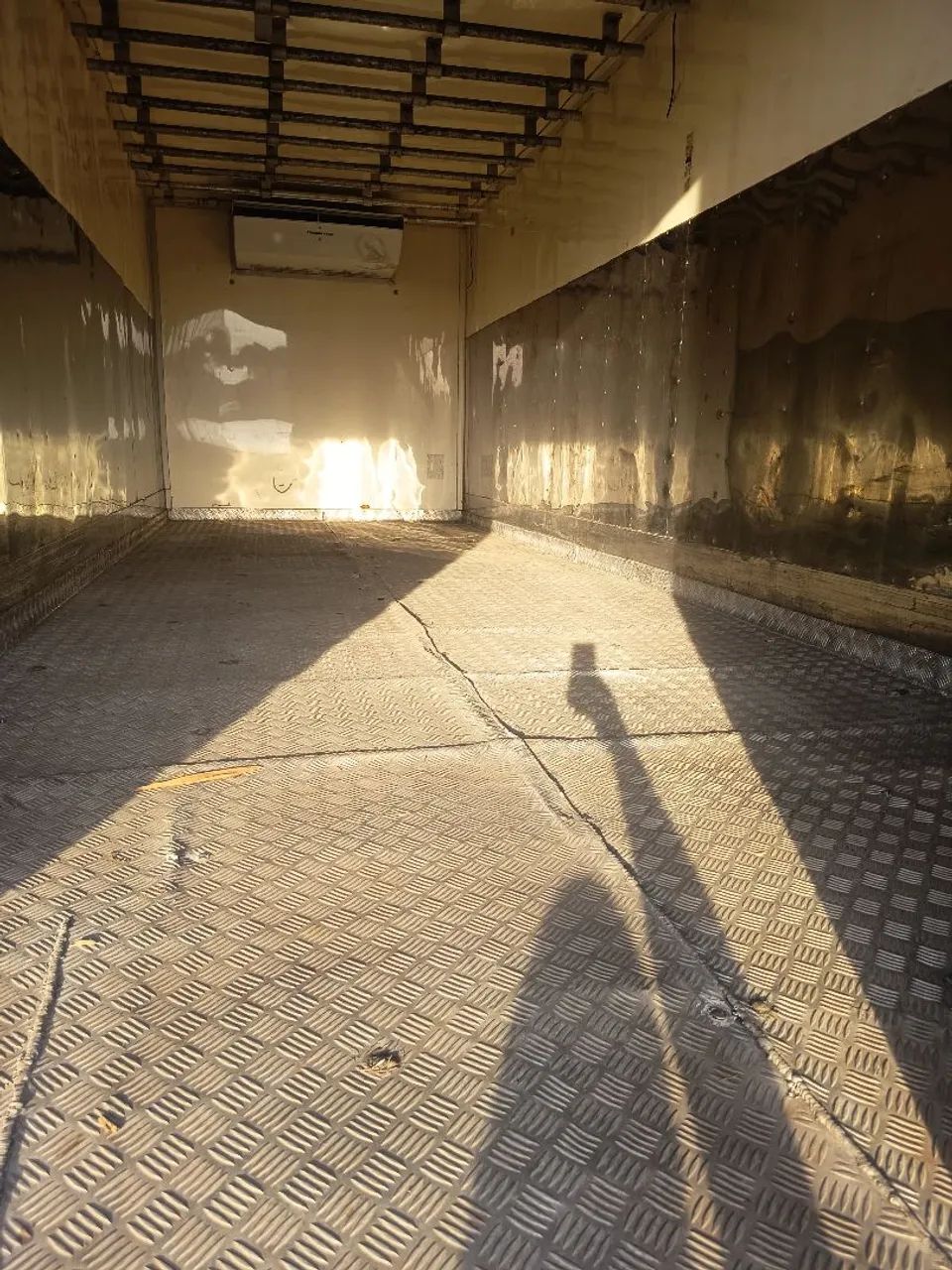 MERCEDES BENZ L 1620 TRUCK (Baú Refrigerado) - Foto 3