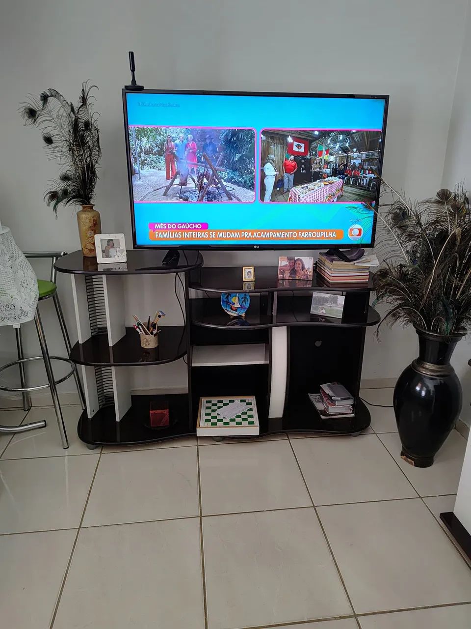 Rack para televisão média