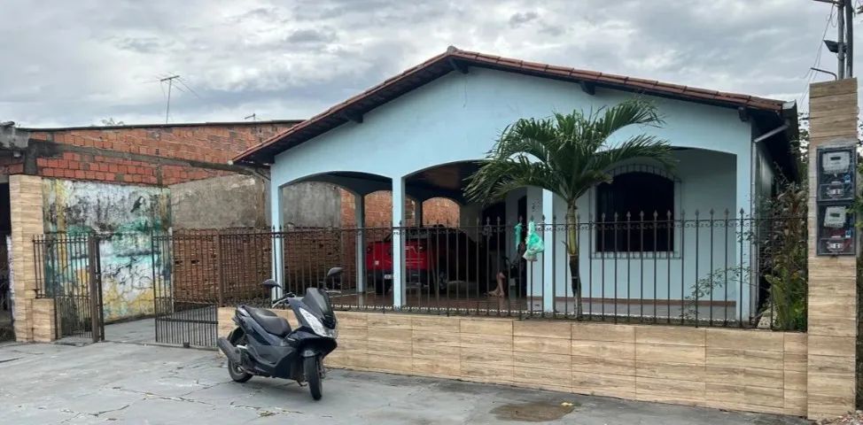 Em mosqueiro alugo imóvel 3 dormitórios com piscina bem localizado na vila(centro)