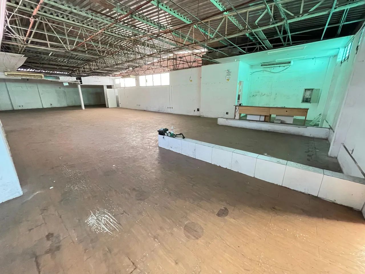 Ponto comercial enorme e super bem localizado em Bento Ferreira - Foto 3