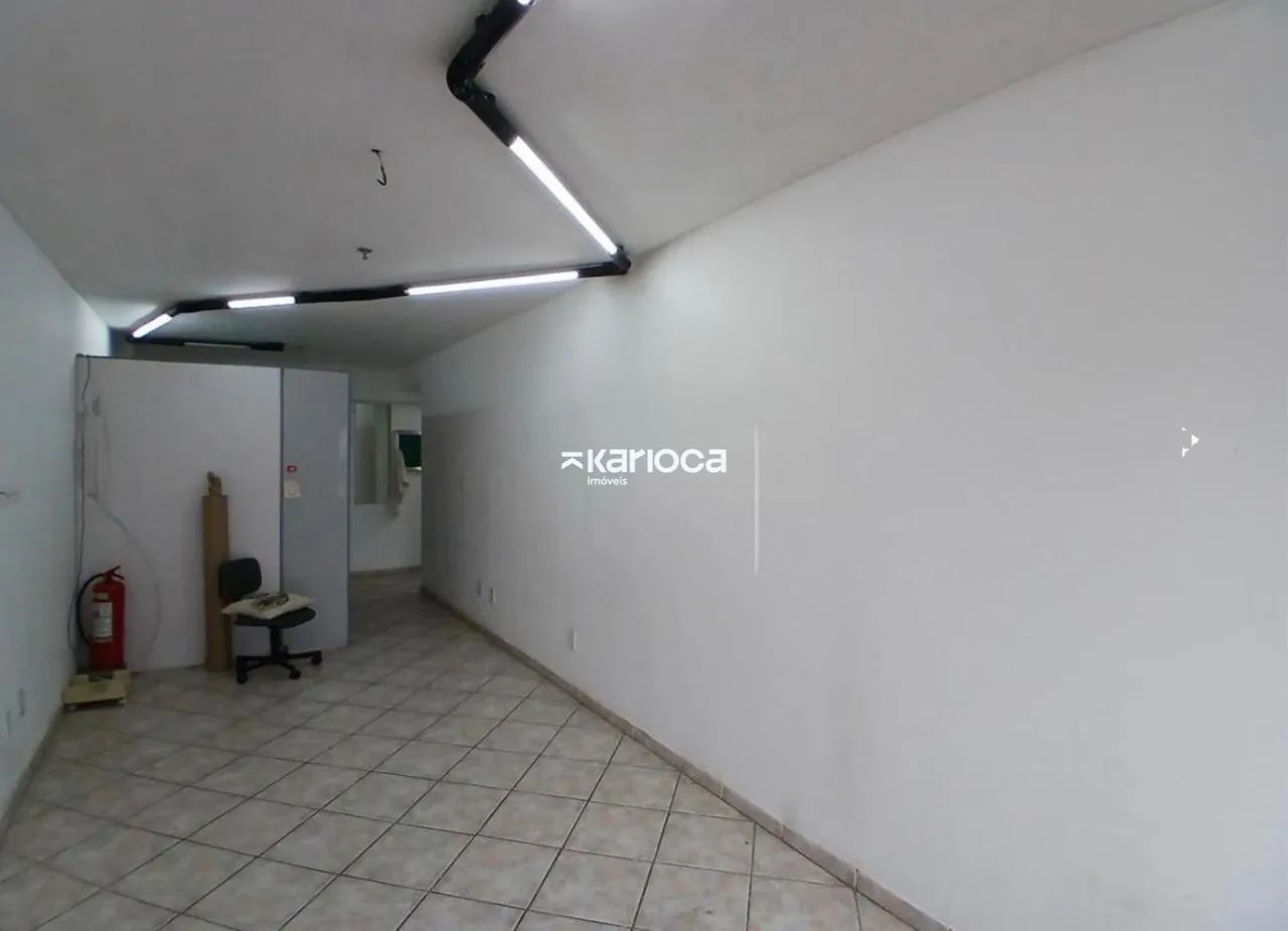 Sala comercial de 34 m2 à venda na Hadock Lobo com banheiro e vaga coberta!!! - Foto 3