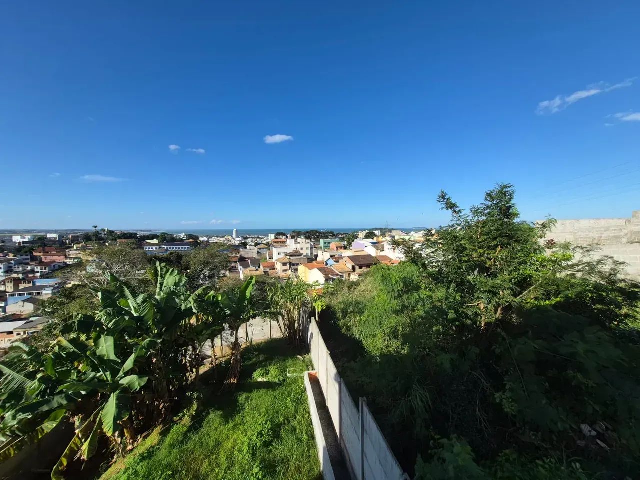 Casa com 2 quartos no Santa Mõnica
