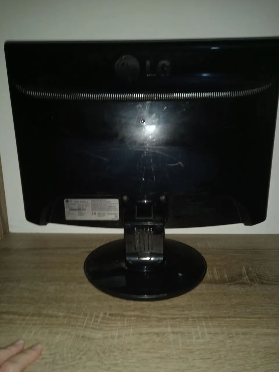 Vendo Dois Monitores Um LG E Outro AOC - Foto 2