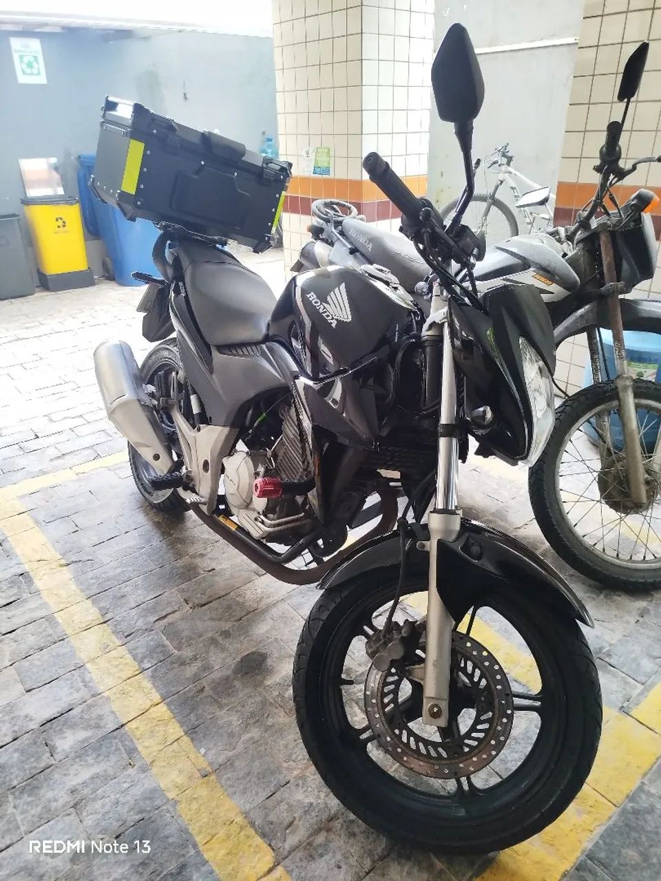 CB 300R - Foto 3