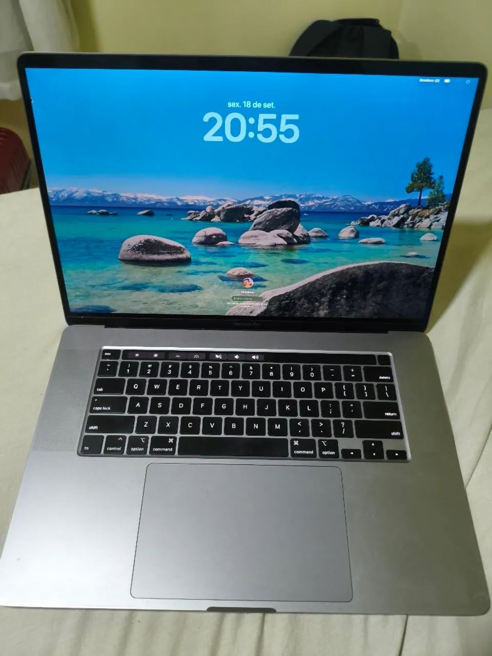 MacBook Pro A2141
