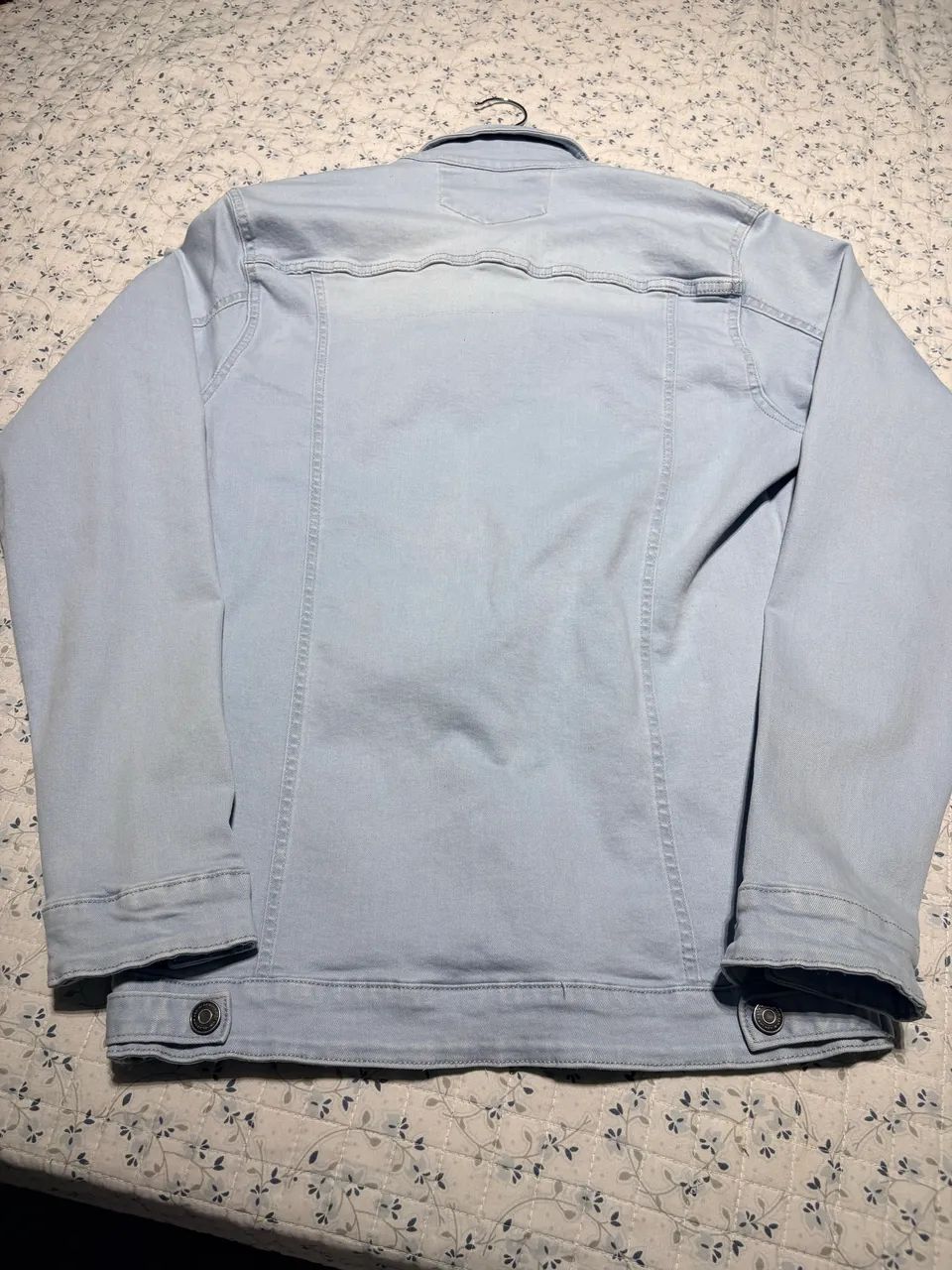 Jaqueta jeans azul claro Bershka 