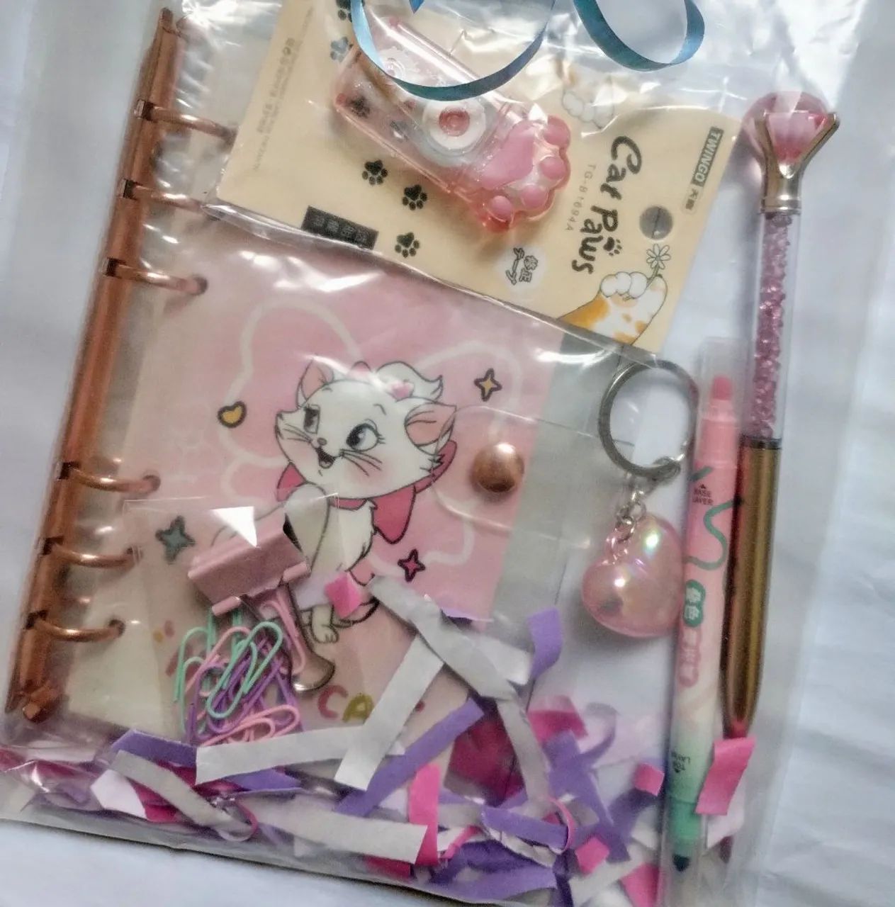 Presente (KIT PAPELARIA ROSA)