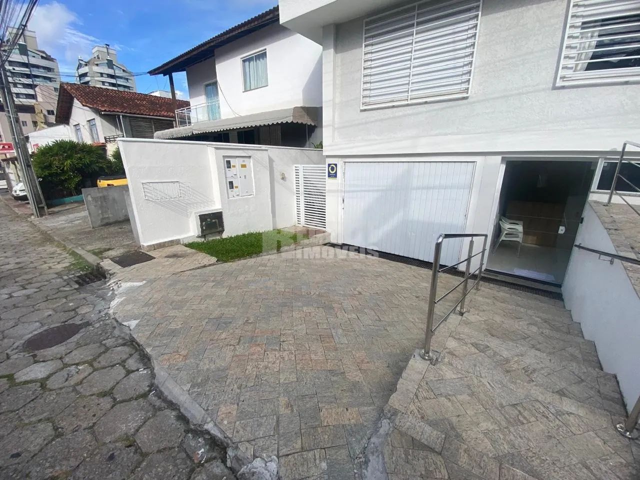 Excelente loja comercial para locação no bairro Trindade! - Foto 2