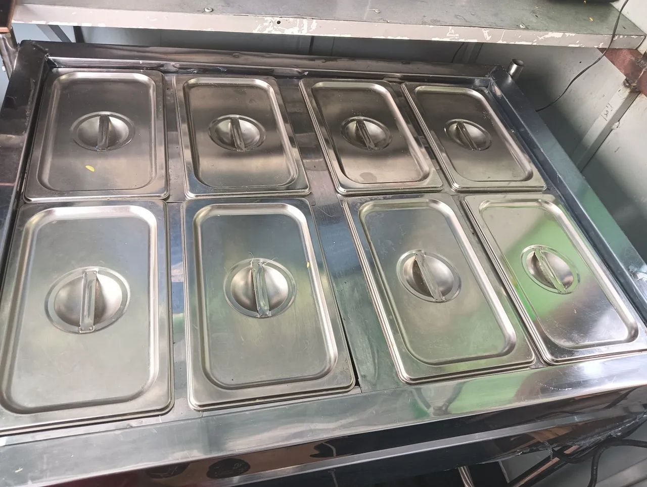 Buffet térmico, 8 cubas pequenas - Foto 3