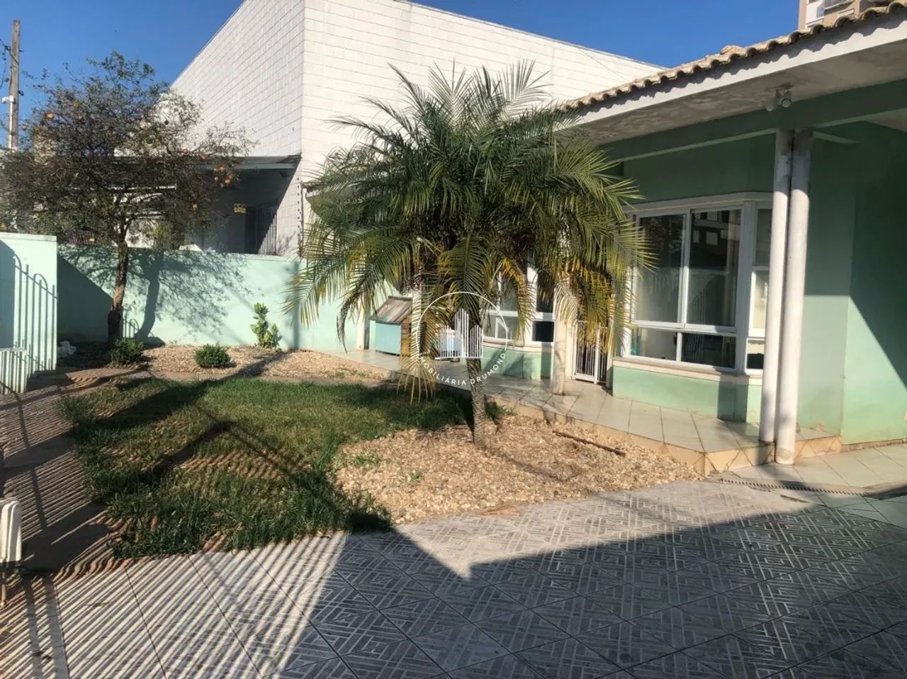 Casa 4 Quartos com 2 Suítes - Abraão - BRN