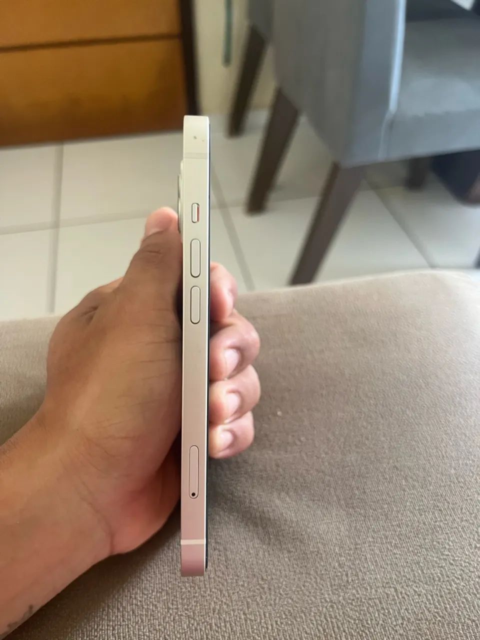 iPhone 13 branco com 128GB - Foto 4