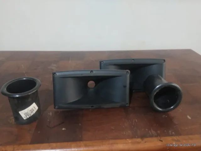 2 cornetas e 2 dutos de plástico - Foto 3