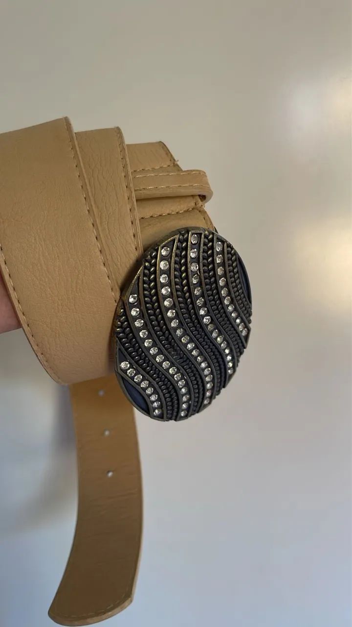 Cintos com fivela grossa - Foto 3