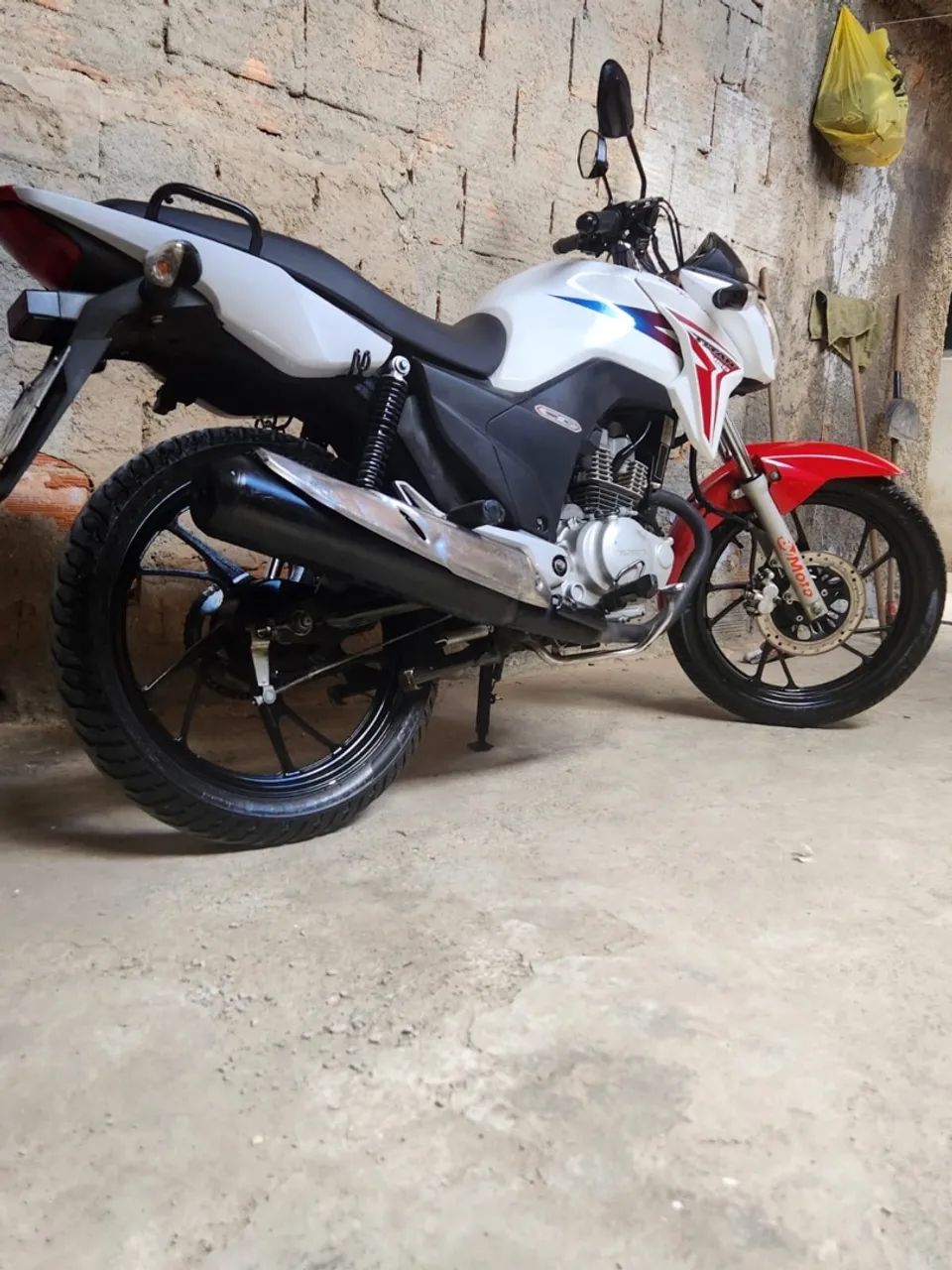 CG 150  - Foto 3