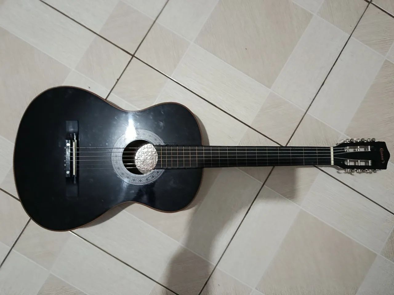 Violão Queen's