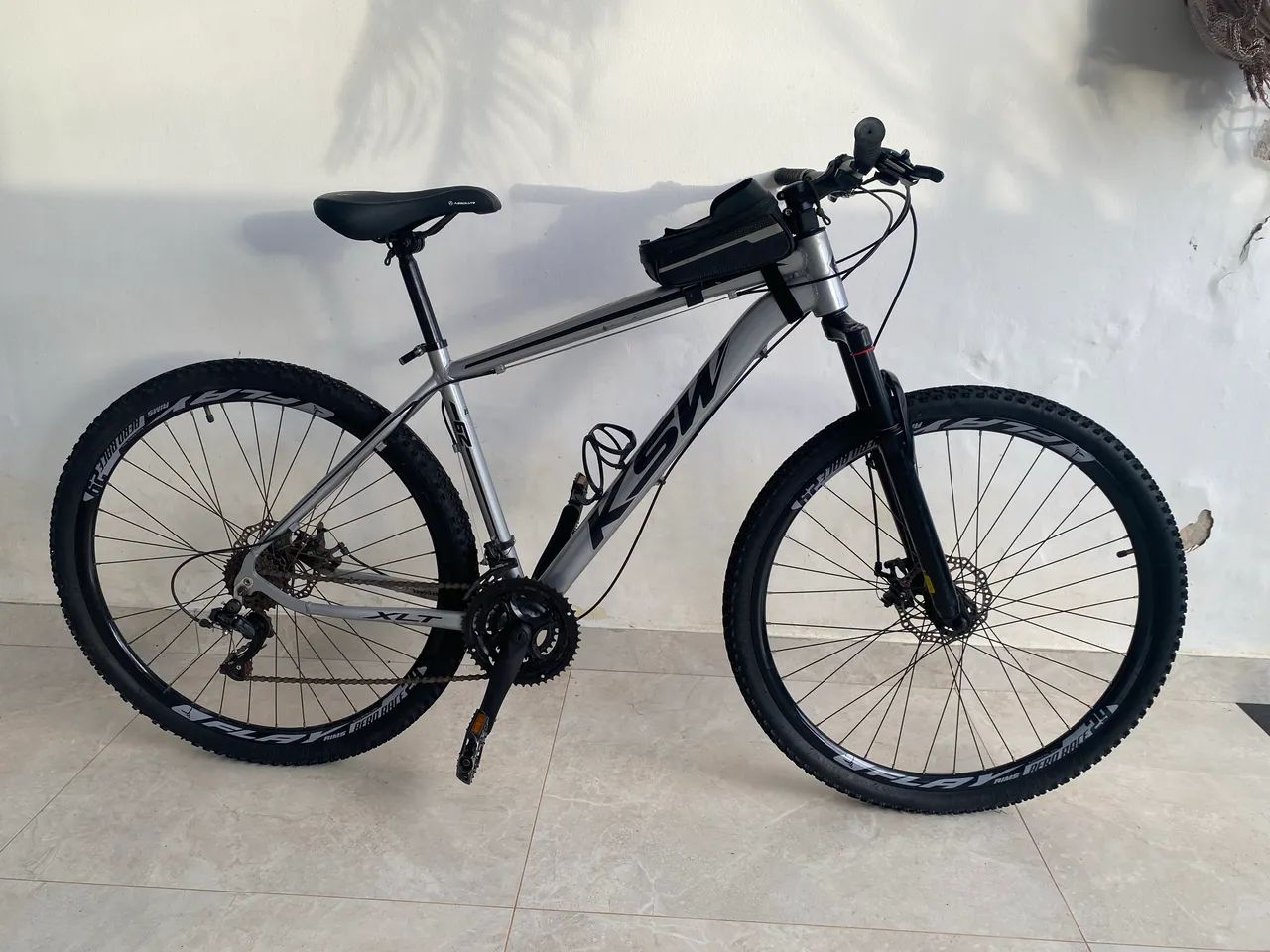Bike KSW Aro 29 com acessórios