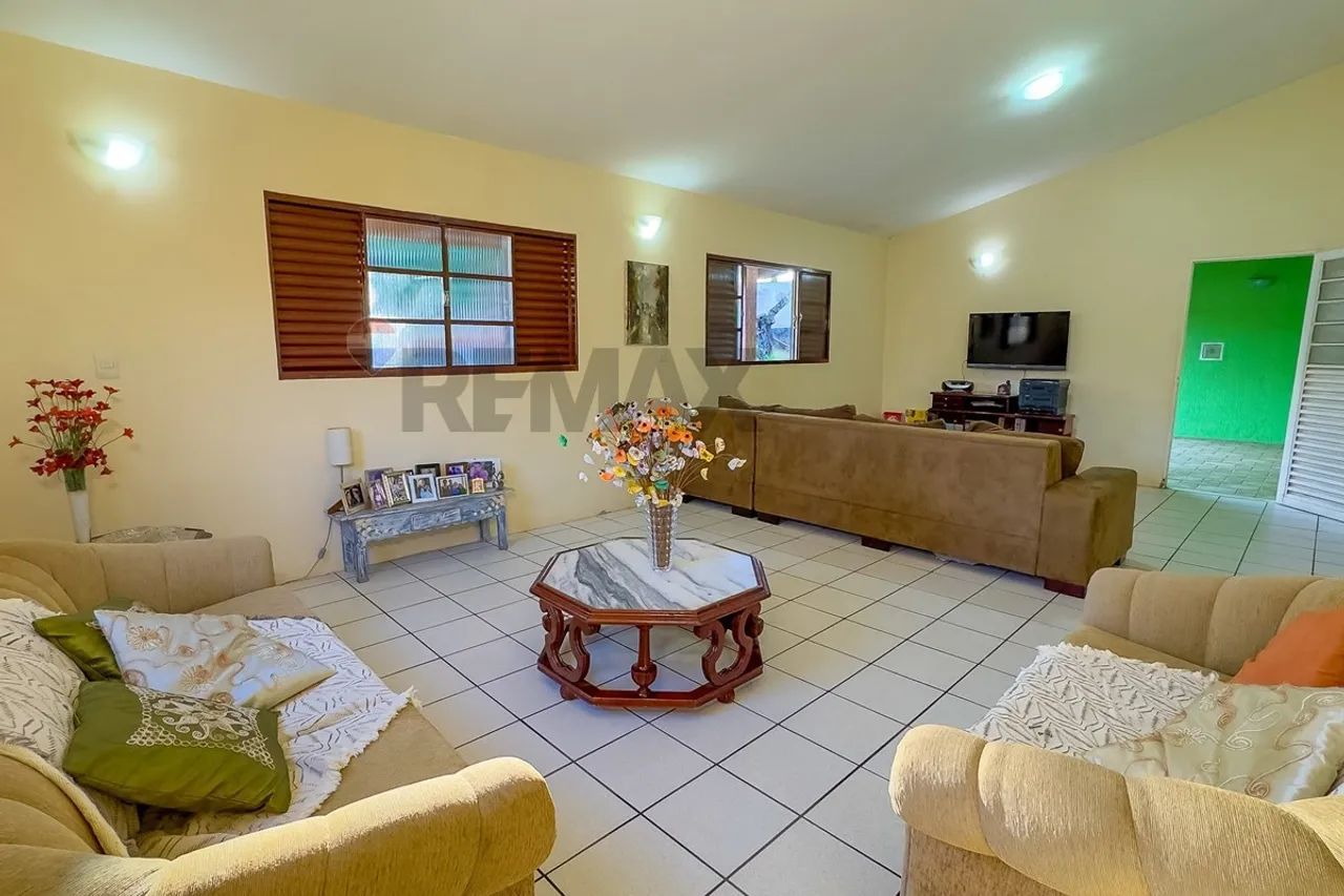 Casa com 4 quartos no Jardim Botanico