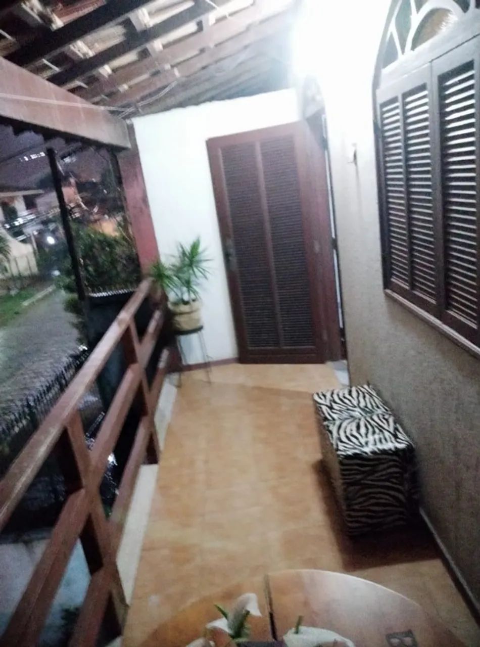 Alugo Casa para Temporada no Centro de Rio das Ostras !!! Perto da Praia.