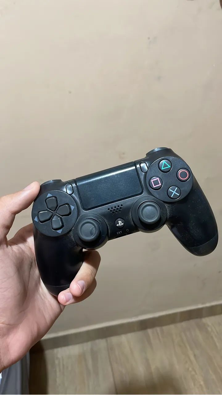 Vendo ps4 slim 1tb muito novoo - Foto 2