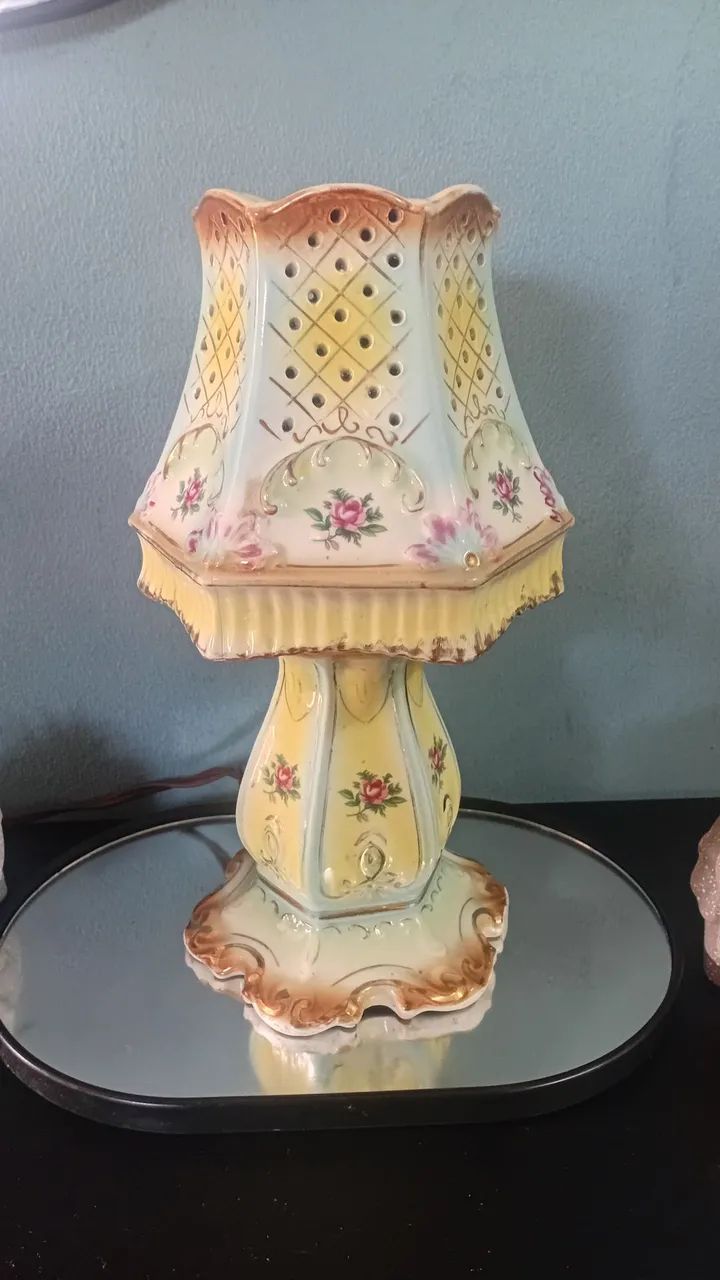 Abajur ponto de luz década de 40  em porcelana esmaltada - Foto 4