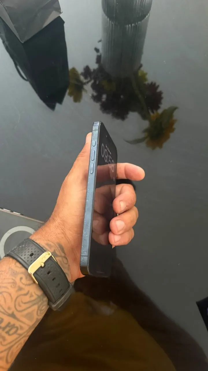 Iphone 15 pro max - Foto 2