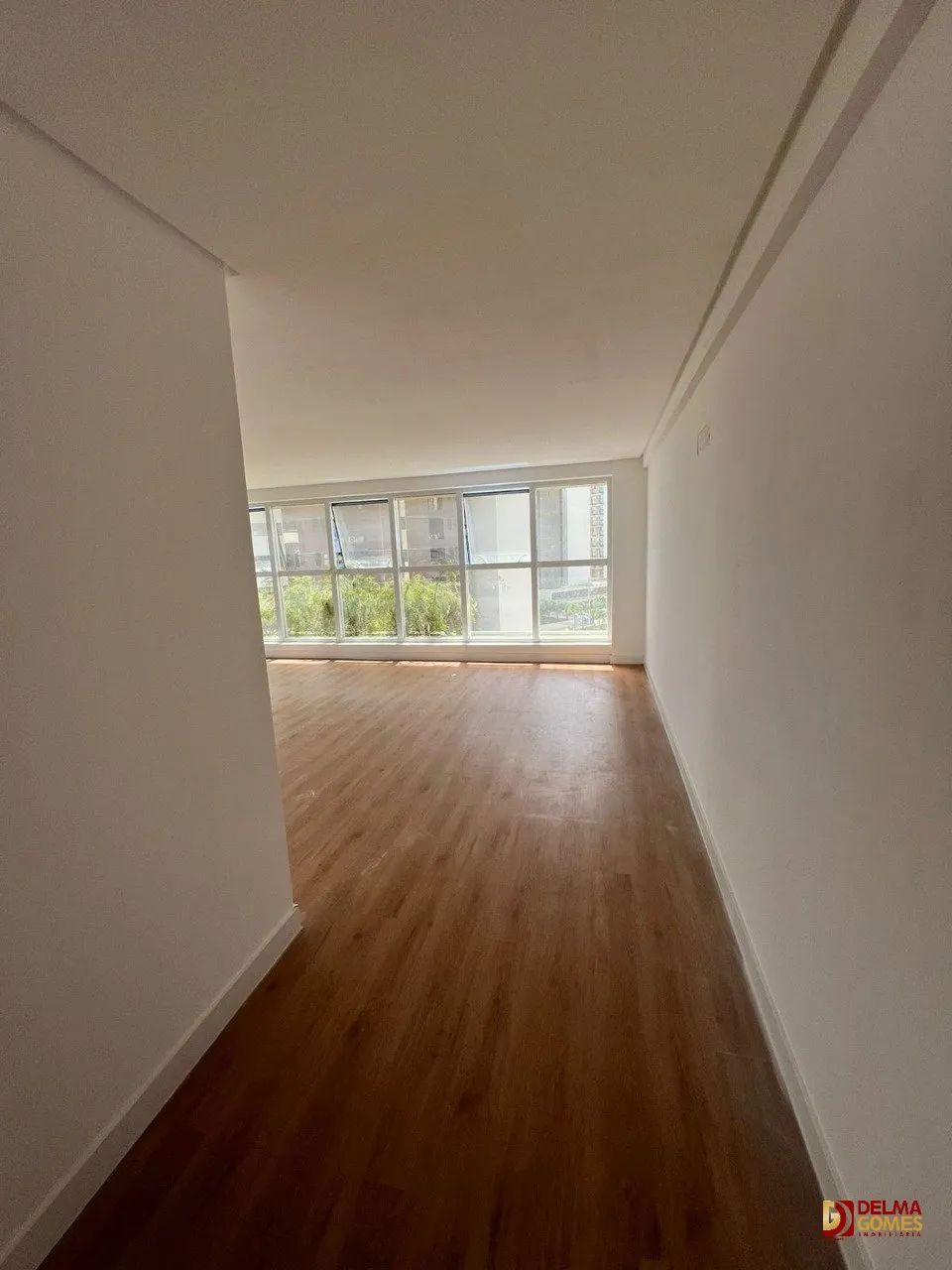 Sala Comercial Moderna com Vista para o Mar - Foto 3
