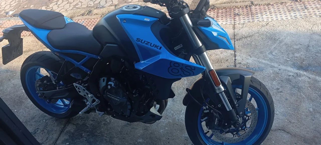 Suzuki GSX 8S - Foto 2