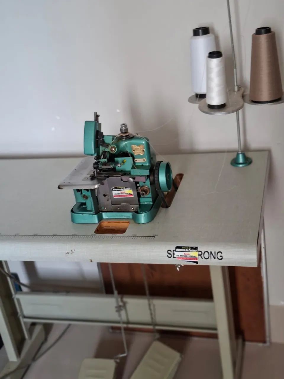 Máquina Overloque  - Foto 2