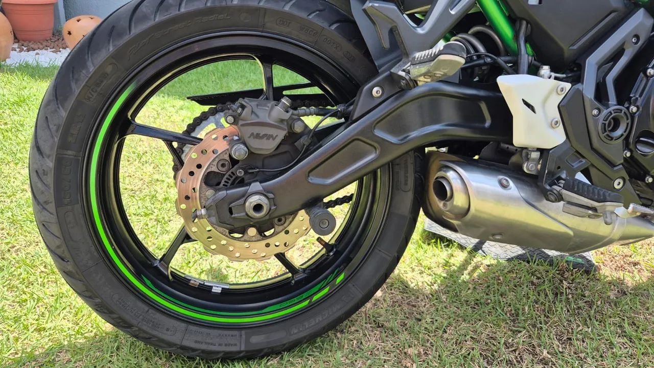 Kawasaki 650 2022 - 1524825876 | OLX