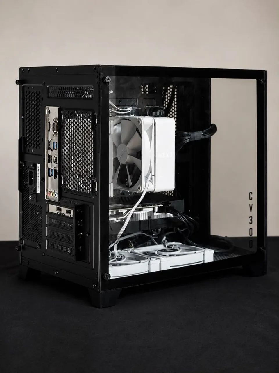 RYZEN 5 5600GT RX 580 REVENGER - Foto 3