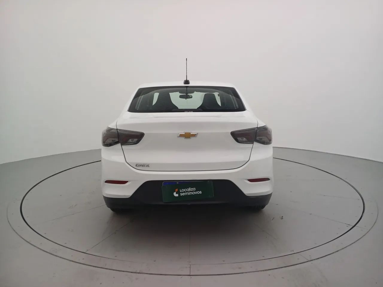 Chevrolet Onix Activ 1.4 8V Flex Aut. 4P, foto 4 de 18