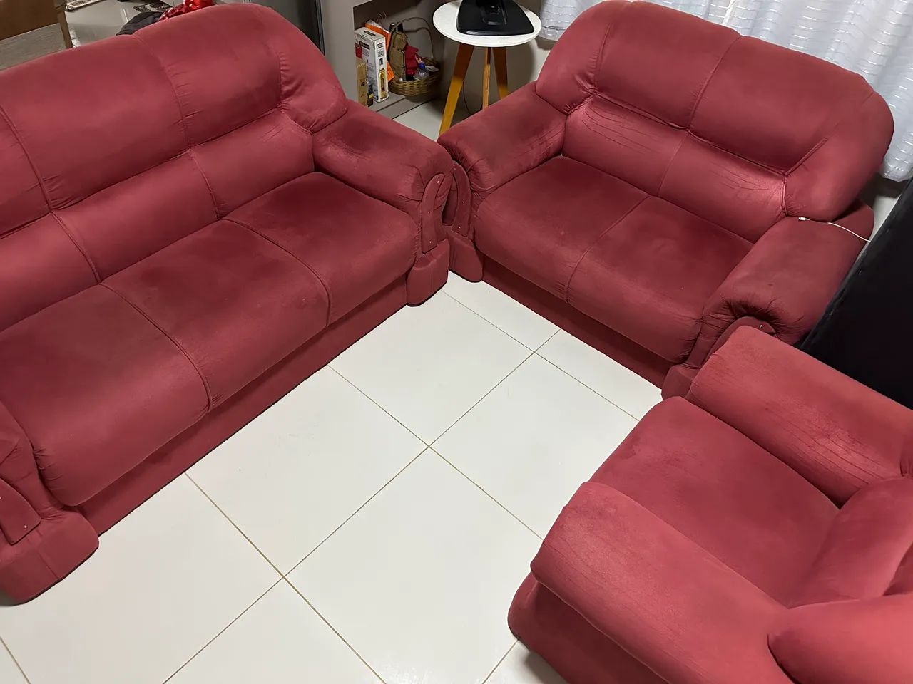 Jogo de Sofá 3+2+1 Lugares - Confortável e Bem Conservado