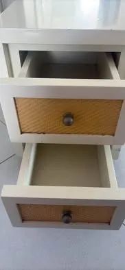 Mesa com rodízio e gavetas  - Foto 2