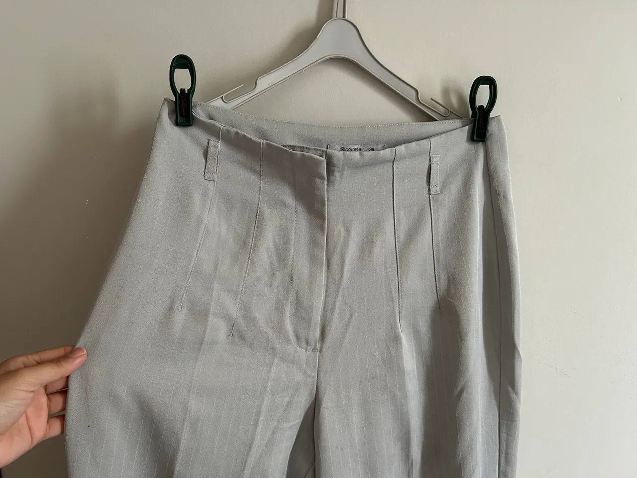 Calça cenoura cinza  - Foto 2