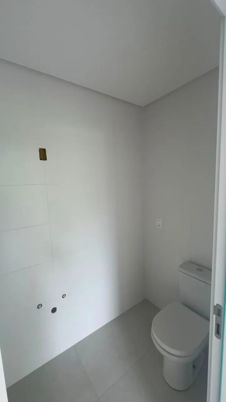 Apartamento de 2 dormitórios em Coqueiros - Foto 5