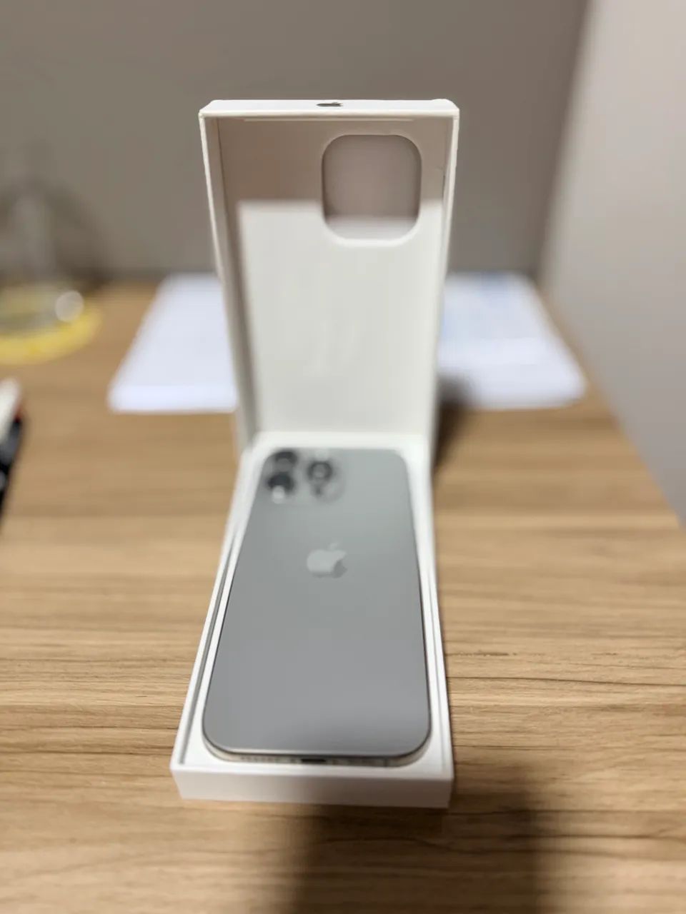 Iphone 16 pro max - estado de novo - Foto 2
