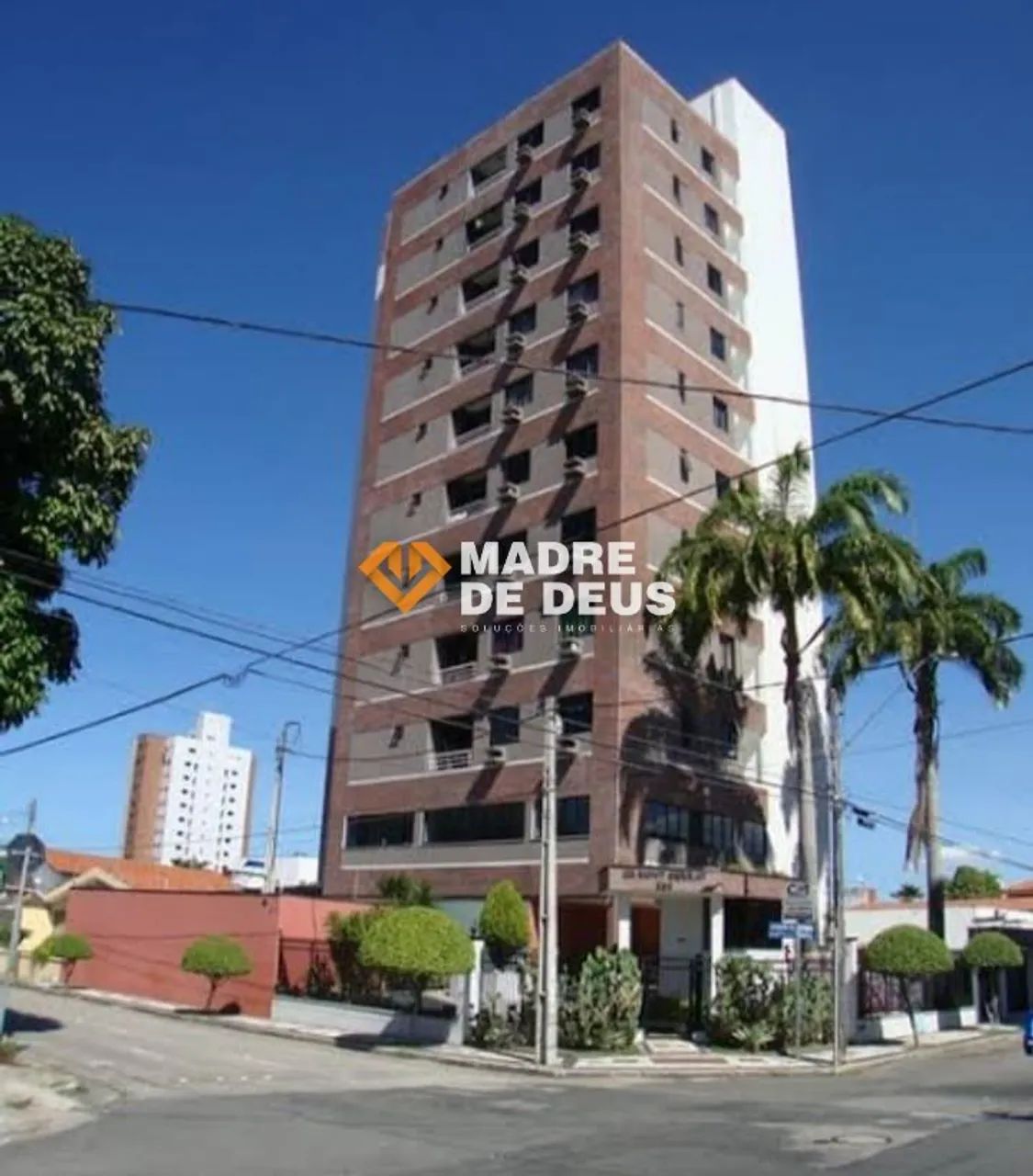 EXCELENTE APARTAMENTO - LOCALIZAÇÃO PRIVILEGIADA - Foto 2