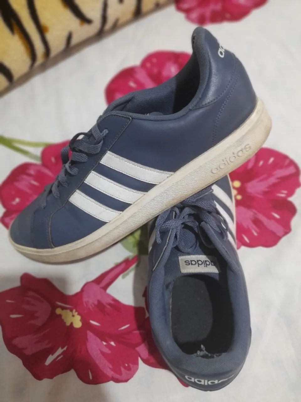 TENIS ADIDAS ORIGINAL45 LINDO - Foto 3