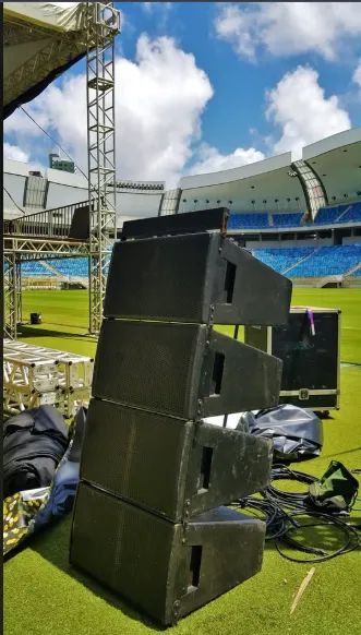 Line Array Alive 512 passivas- originais R$24.000