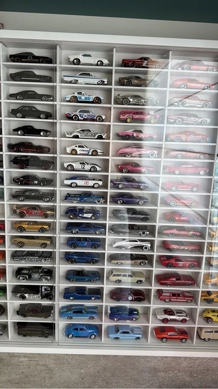 Vende-se coleç ão hotwhells - Foto 2