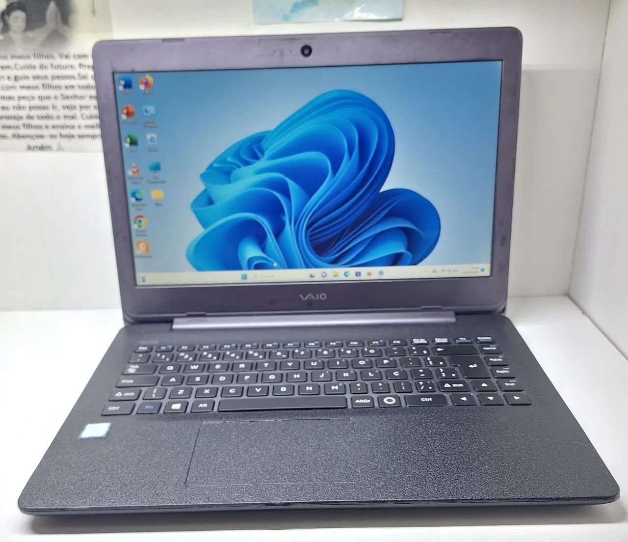 Notebook vaio intel.core i3 ssd 120GB 4GB de memória ram Windows 11 64bits!!