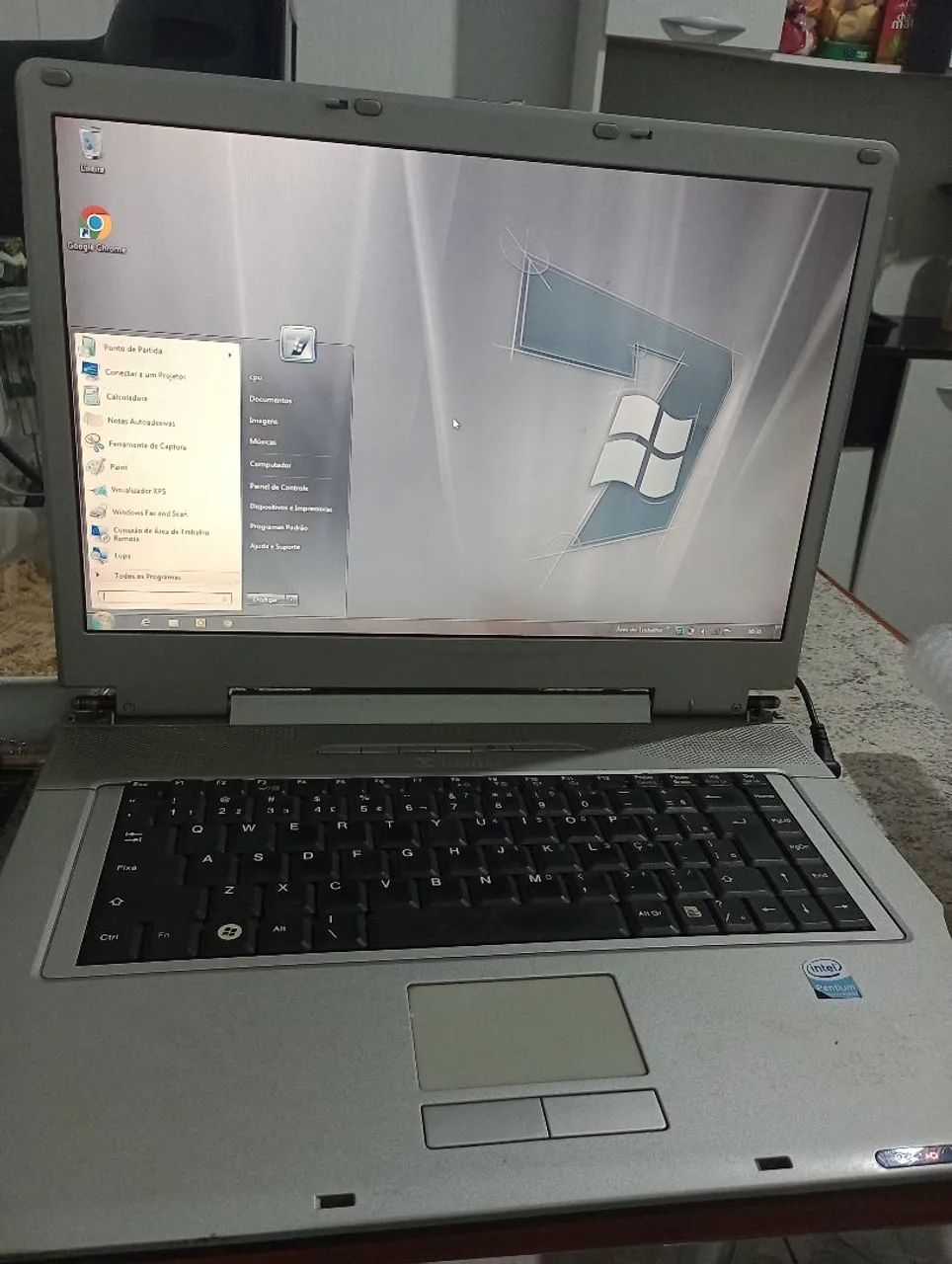 Notebook itautec (funcionando)