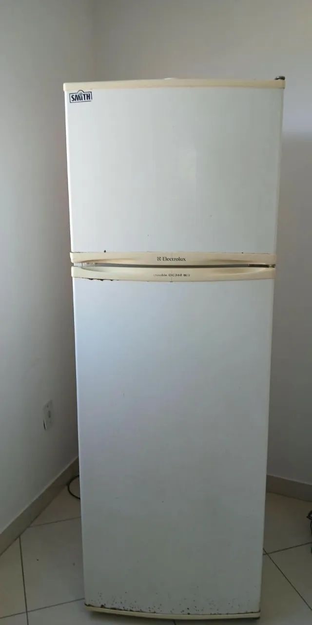 Vendo geladeira 