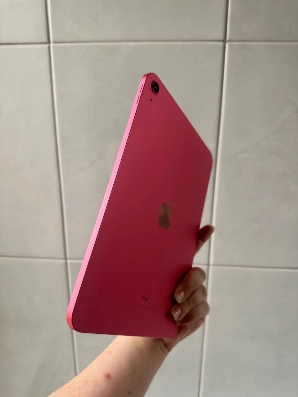 iPad Apple 10ª geração A2696 10,9? 64gb cor Rosa 4GB de RAM - Foto 2